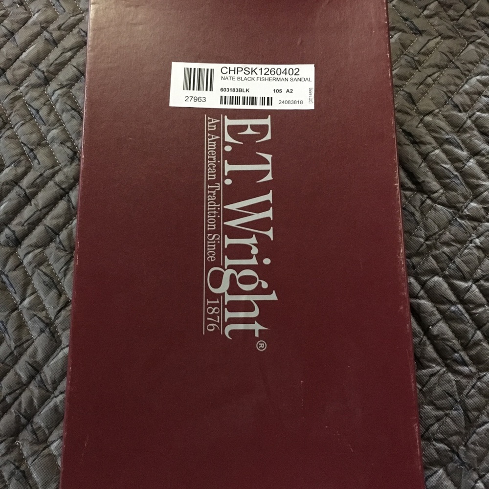great condition comes with box and two bags